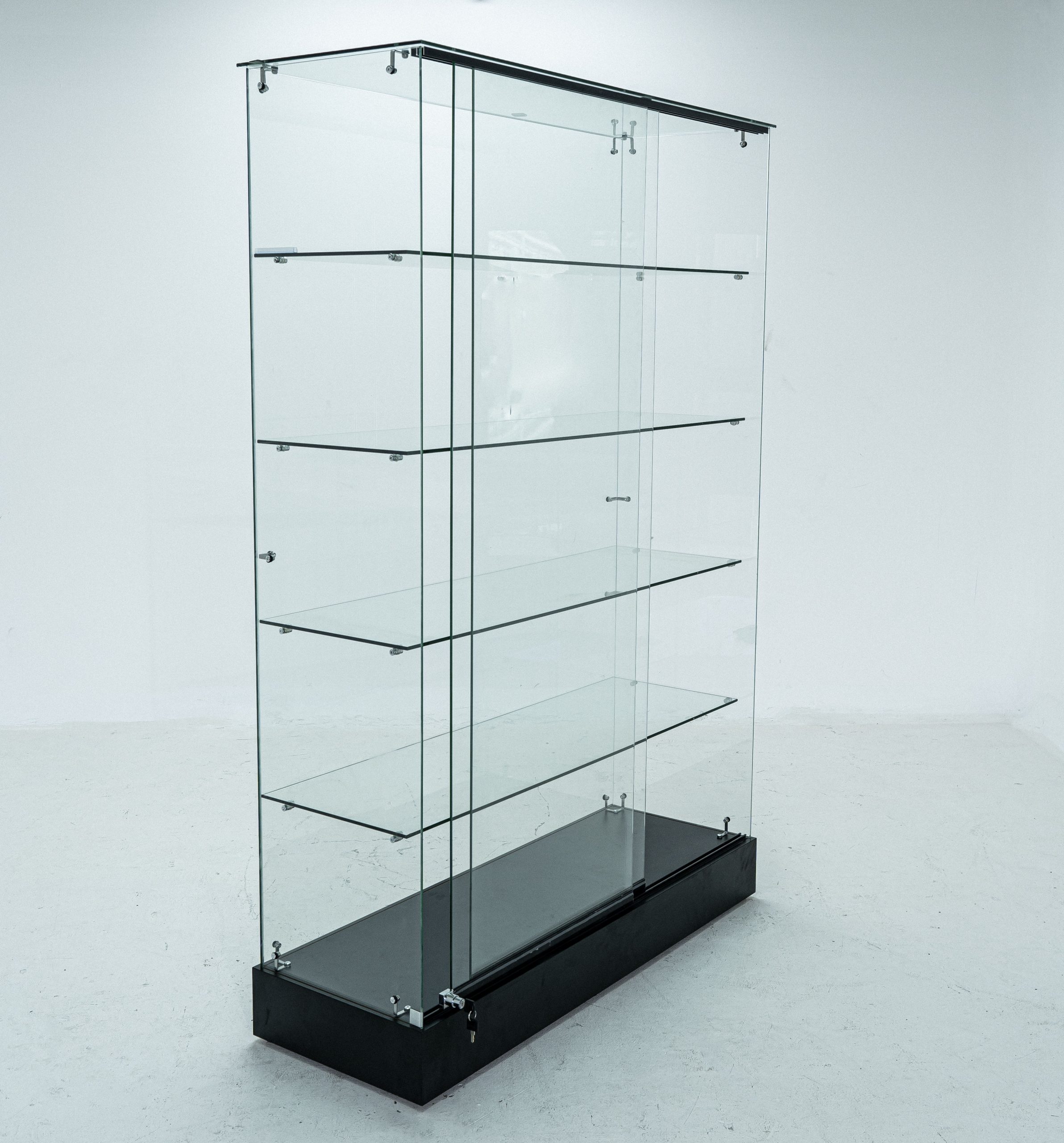 EXHIBIDORES DE VIDRIO: Los exhibidores de vidrio brindan modernidad y elegancia a cualquier espacio.